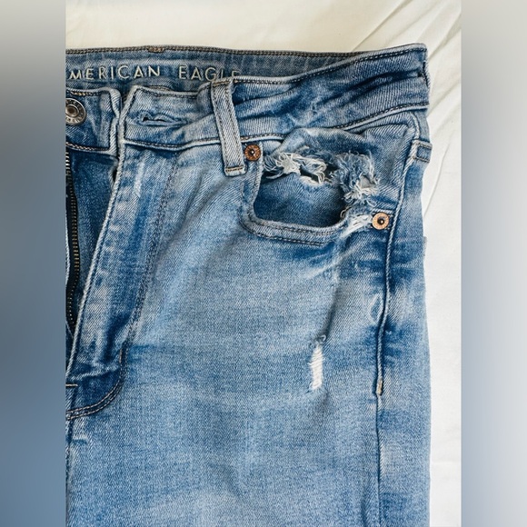 American Eagle Outfitters Light Blue High-Rise Jegging - Picture 4 of 9
